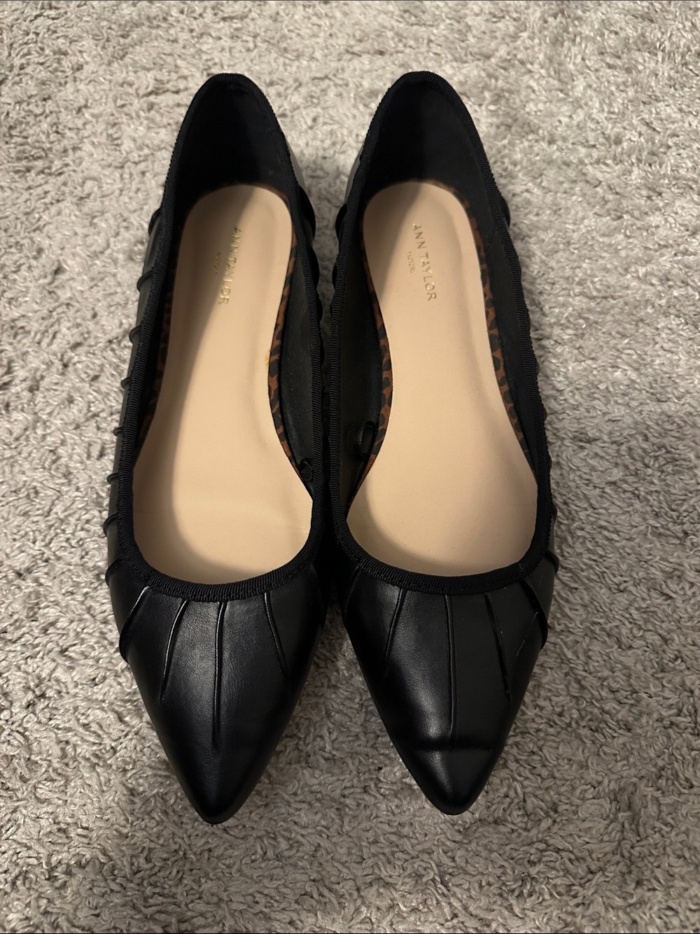 Ann Taylor Black Pointed-Toe Pleated Ballet Flats